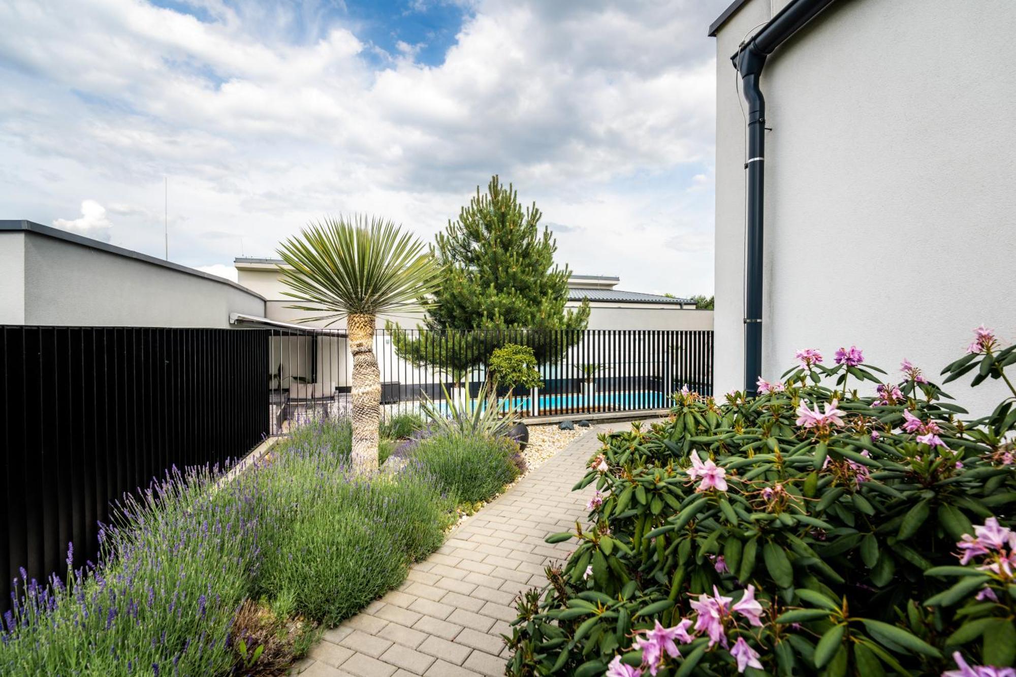 Apartmany Ladna Exterior photo