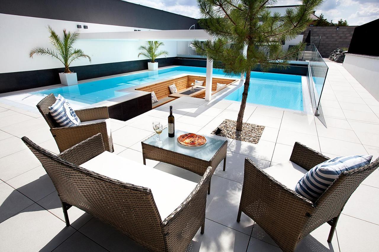 Apartmany Ladna Exterior photo